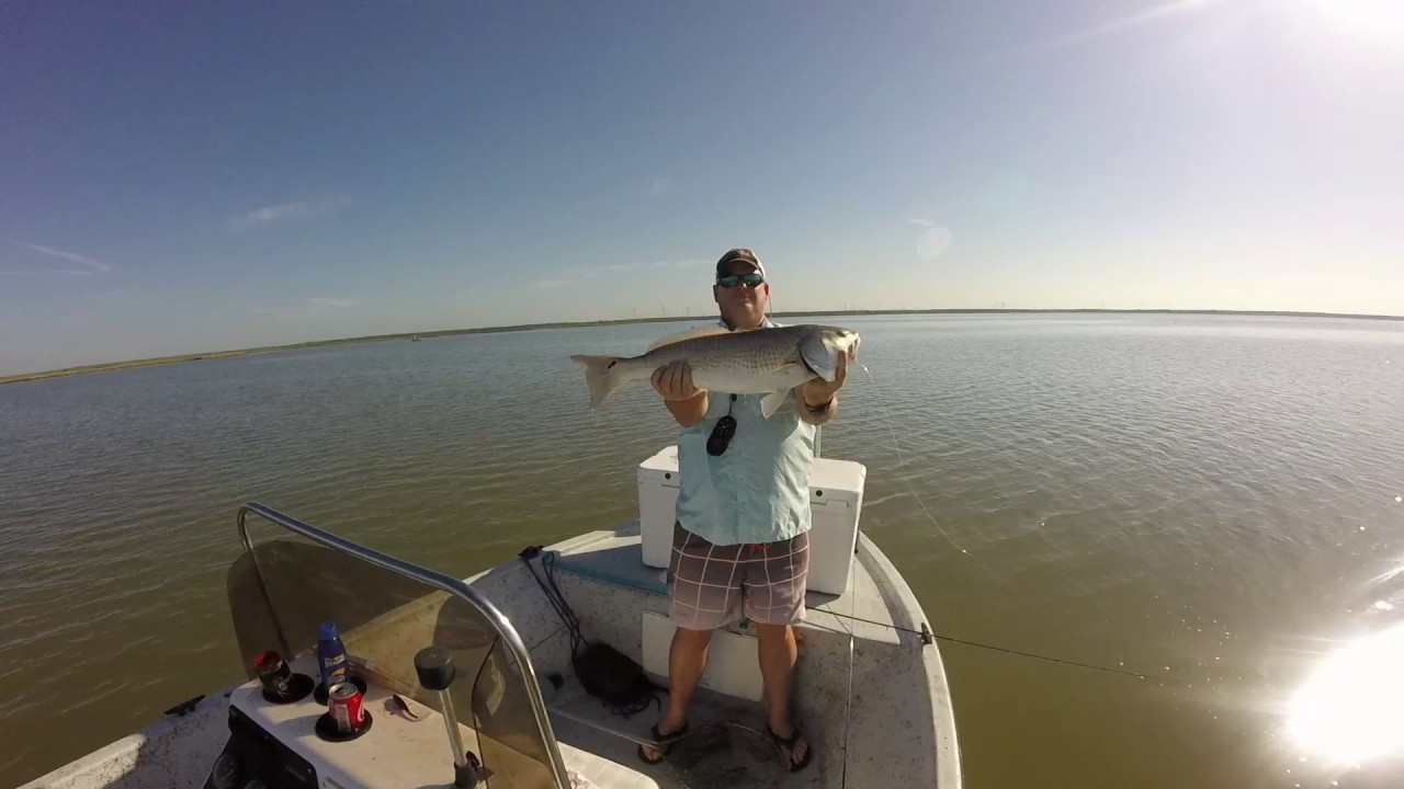 Redfishing Nueces Bay 7 8 17