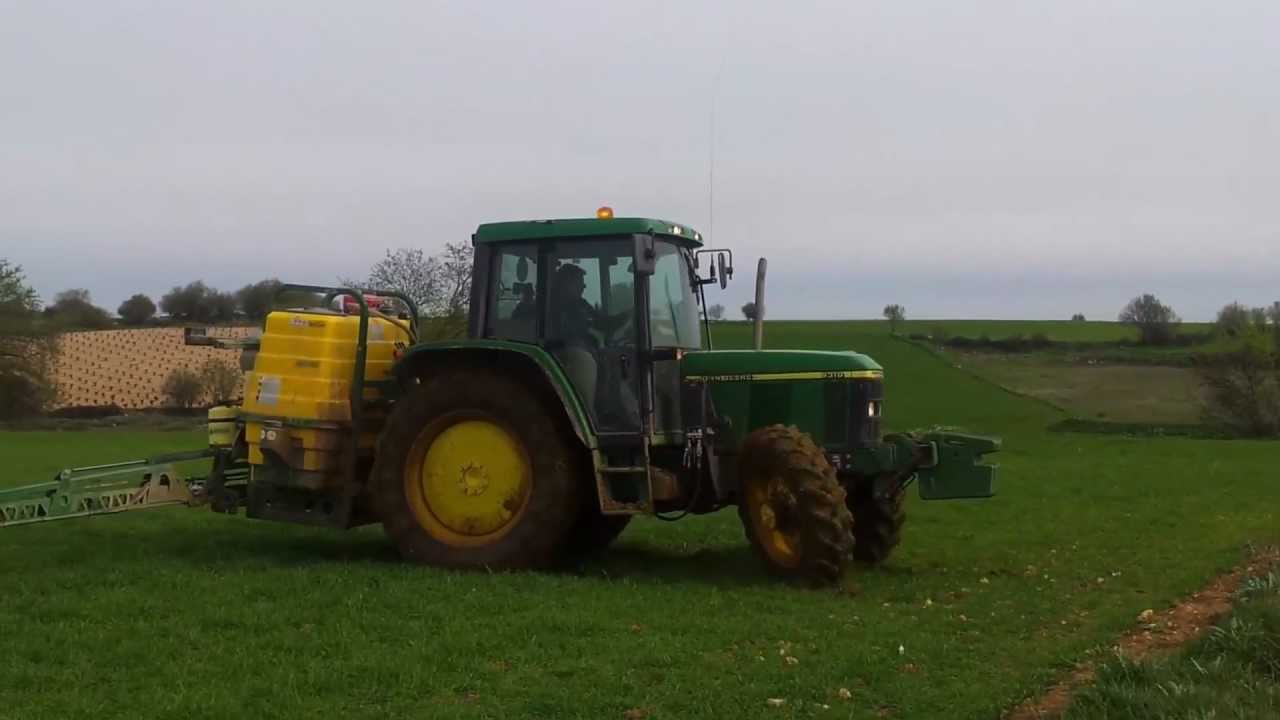 John deere 6310 con pulverizador Fitosa, 14 metros ( En HD )