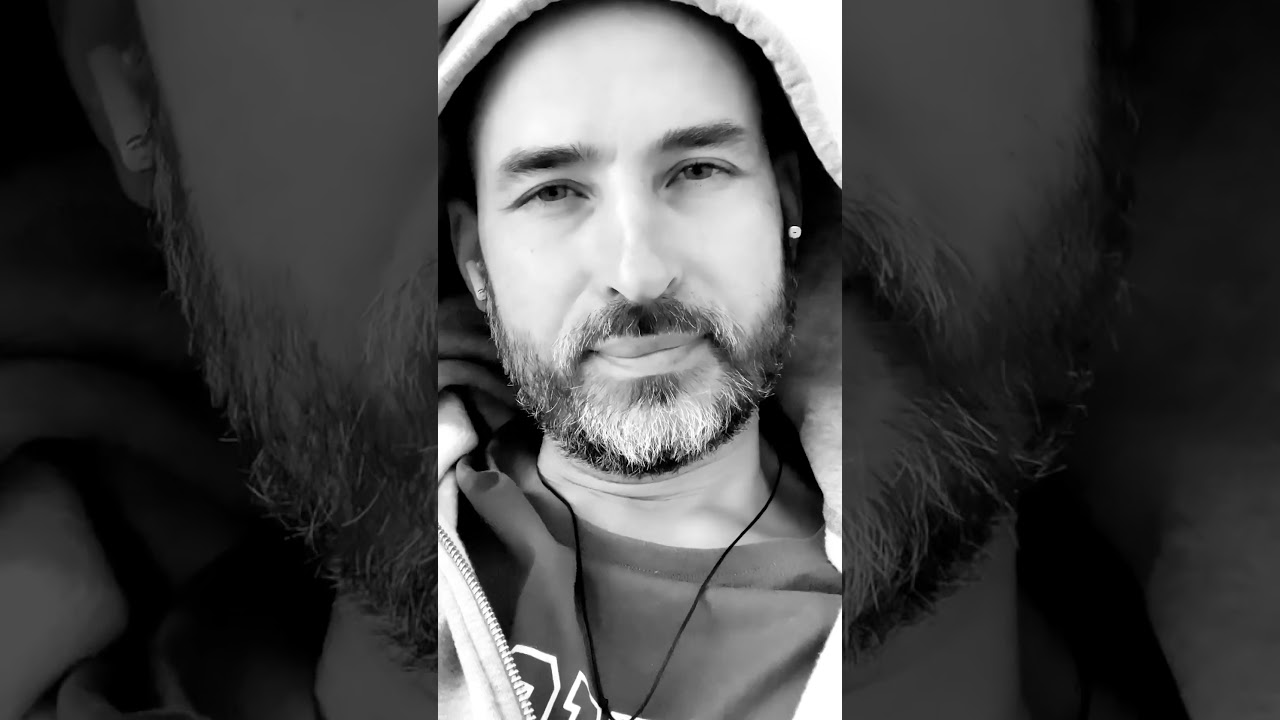 Сначала мир ломает тебя 