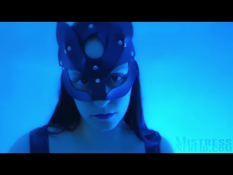Mistress Nereid's Glance