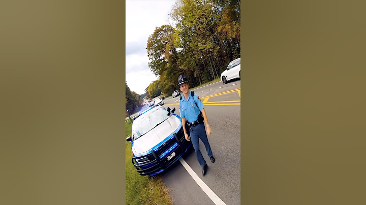 Cop is shocked to hear about biker’s instagram 🚨 @rjmakesvideo