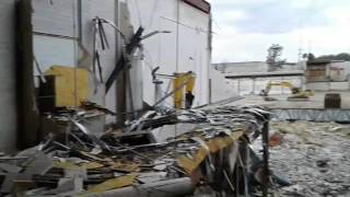Rolling Acres Mall, exploring its last. The theatre.