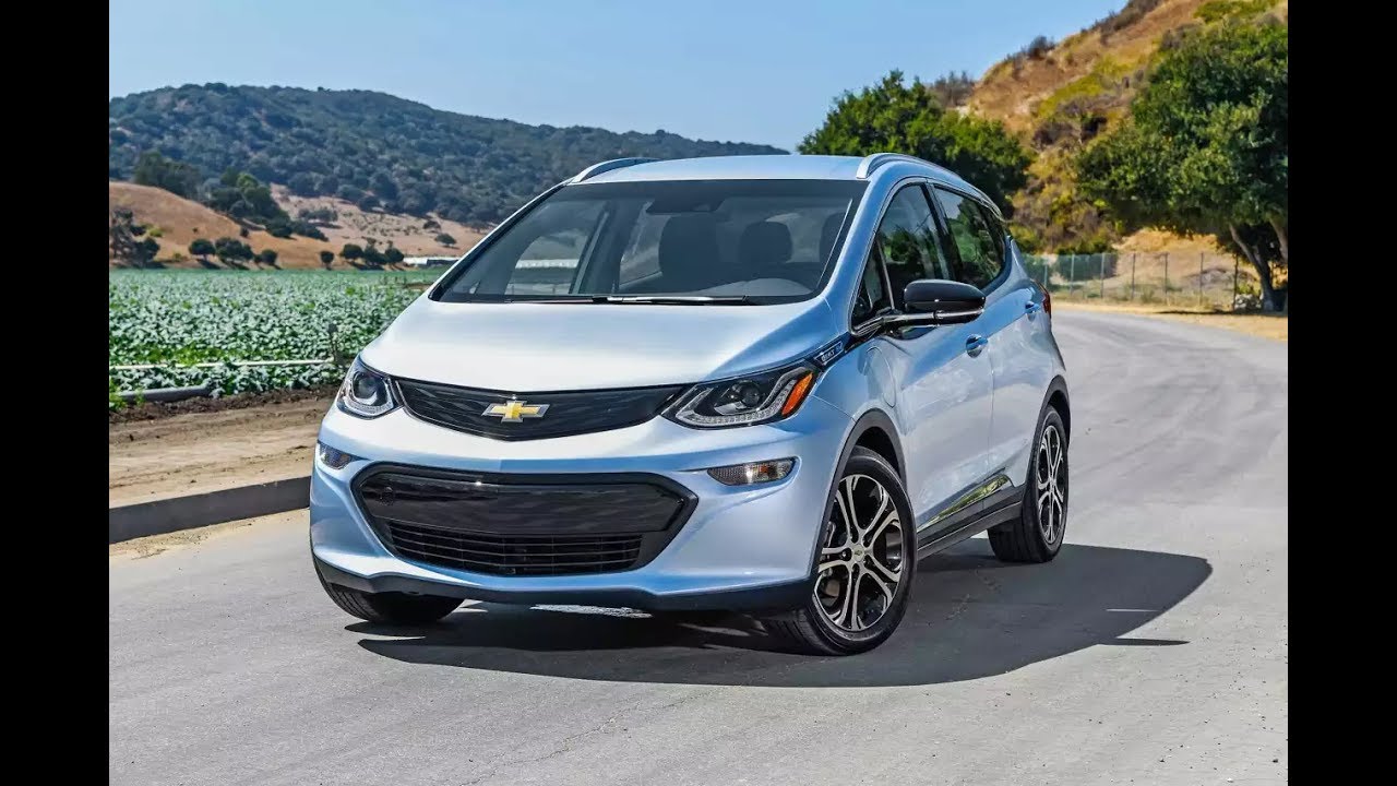 first impressions game Chevrolet Bolt EV 2017 Car Review