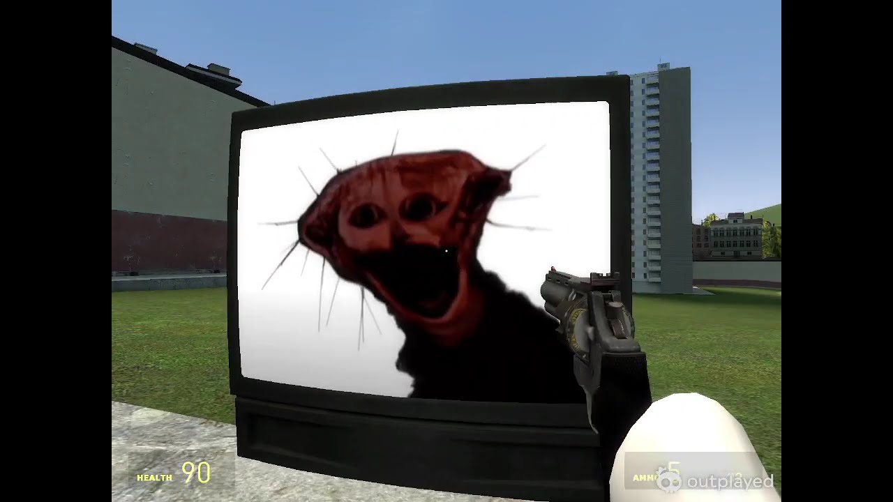 Garrys Mod messing with scary mods and stuff
