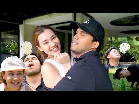 Thariq Aaliyah Bagi Bagi Hadiah Di Bali..