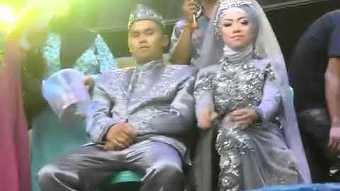 Wedding Ceremony of Sundanese In Indonesia - Unique And Impressive