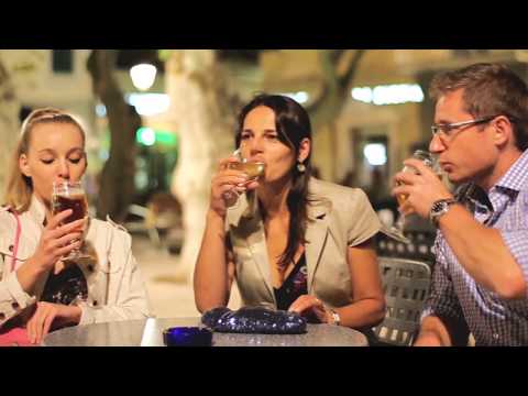 Aging Gracefully with SottoPelle Therapy