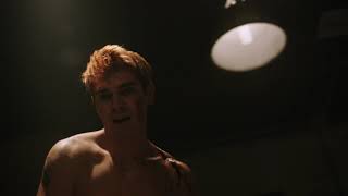Riverdale S3E15 - Archie Fights Everyone