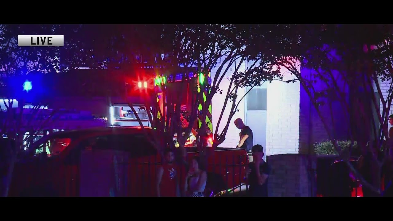 AFD: Three injured in north Austin apartment fire - YouTube