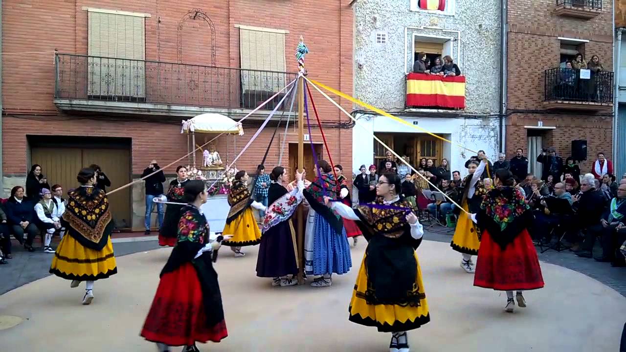 Baile de la cinta de Escatrón
