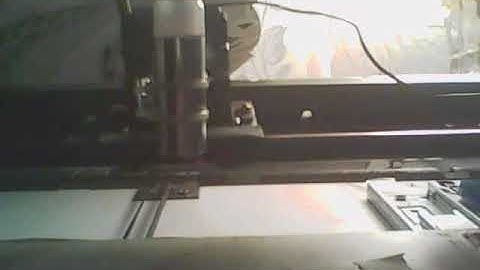 Самодельный лазерный гравер из хлама. Китай мы перегоним...