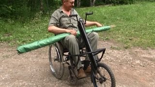 Уральский кузнец превратил инвалидную коляску в трехколесный велосипед