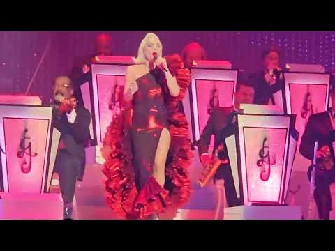 Lady Gaga Mambo
