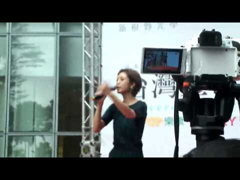 2013-10-6 出岡美咲 izu-ティーンズ@高雄夢時代 [HD]