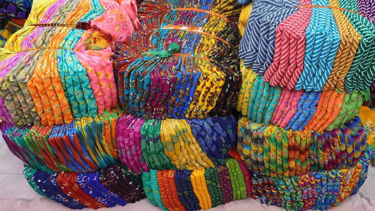 #madina లో ఎన్ని రకాల కొత్త  చీరలో | Latest Sarees Collection Shopping Only 145/- Saree Starting.