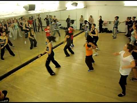 Pineapple Dance Studios Open Day - YouTube