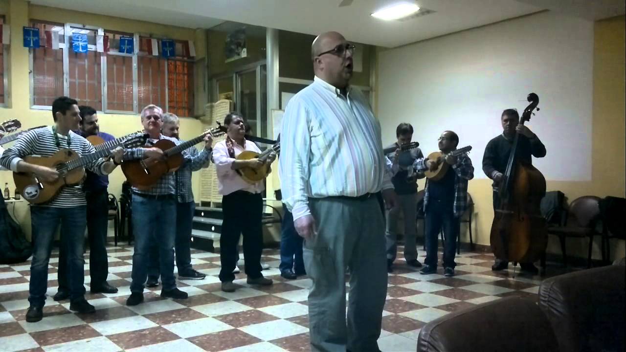 ANDRES IGLESIAS TUNA UNIVERSITARIA DE SANTANDER JOTA ZARZUELA LA ALEGRIA DE LA HUERTA ENSAYO