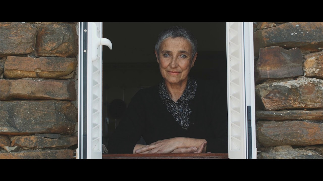 Uma mão cheia do todo - Mariana Root