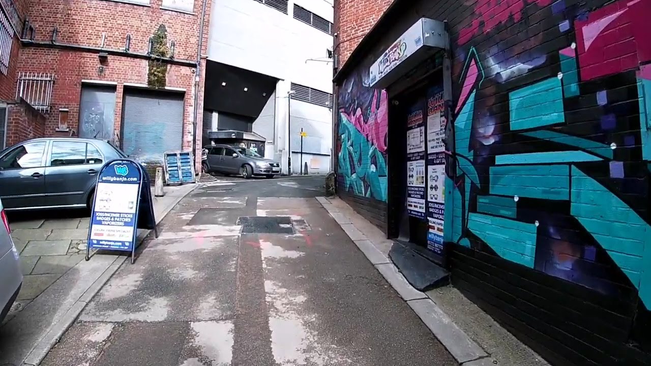 The legendary Willy Banjo open Monday to Saturday 10ish till 