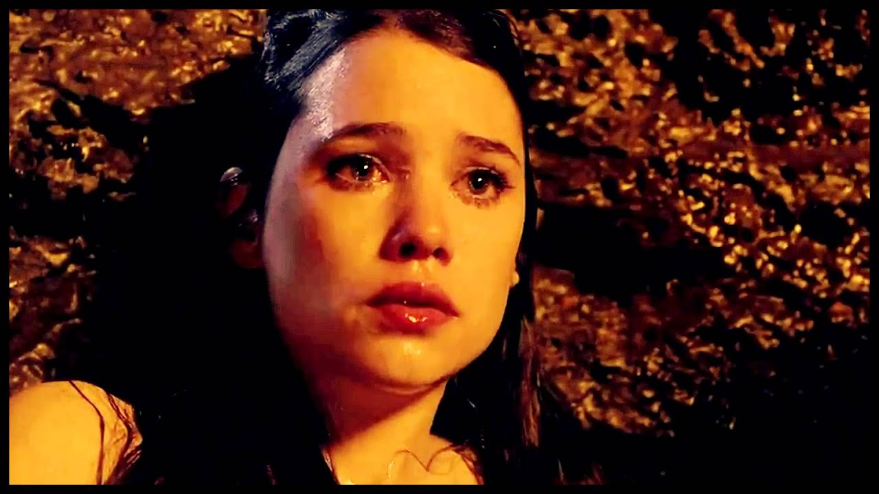 finnick+annie | arms of the ocean