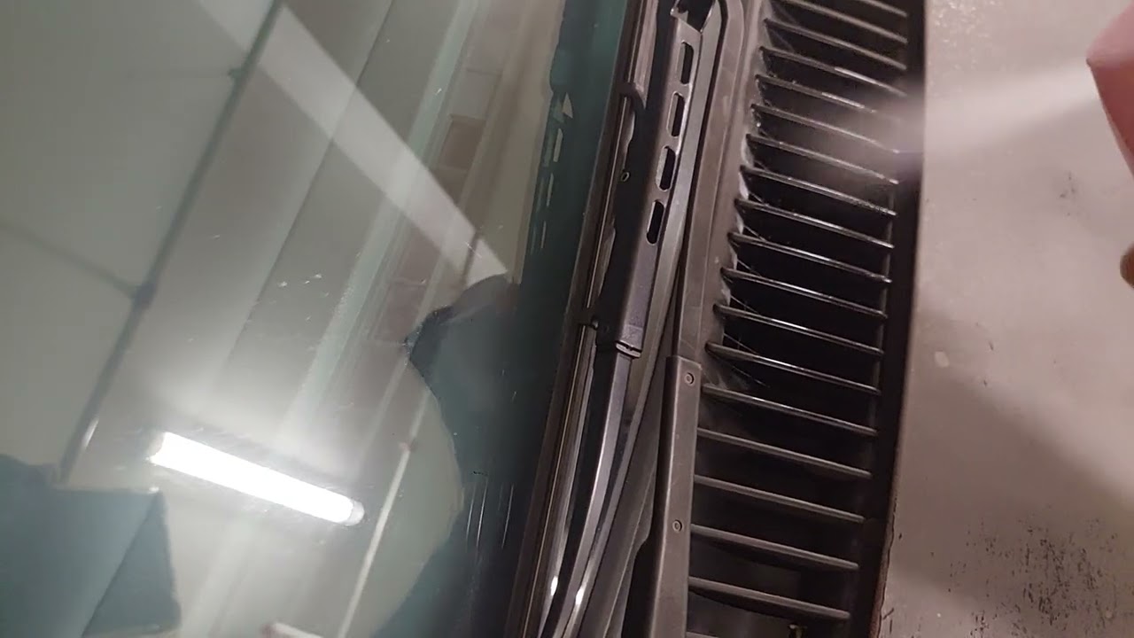 GET RID of BAD SMELLS from your AC SYSTEM with 1 item