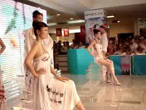 摩尔百盛时尚内衣秀 Fashion Show（Part1 ）
