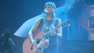 Miranda Lambert "Famous in a Small Town" Wichita KS 3/7/15