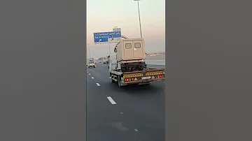 #dubai #vlog #shorts #uae #2022 #driving #road #speed #emirates #truck #transport #tuktuk #trucklife