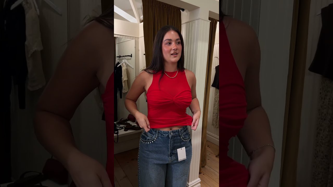 Why Do I Look 5 Comeshopping Dressingforyourbodytype Helpmedecide Size12fashion Size8fashion