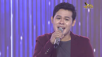 Marcelito Pomoy sings "When I Look At You" (Miley Cyrus) on Eat's Singing Time