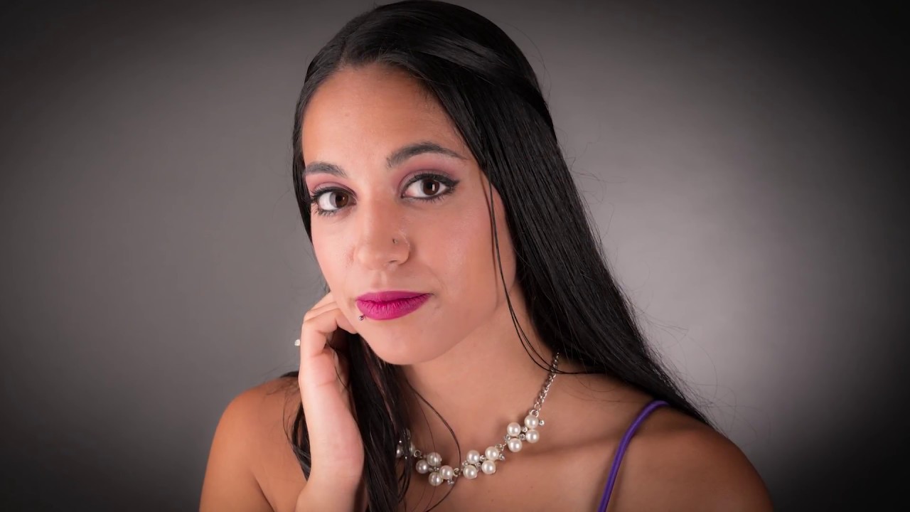 Lighting 9 - Four Different Looks with One Softbox - Part II