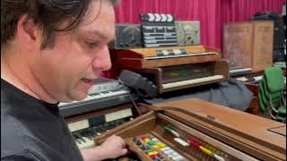 Yamaha C-55 Electone Organ Demonstration - The Specials Ghost Town Clarinet Organ Sound!
