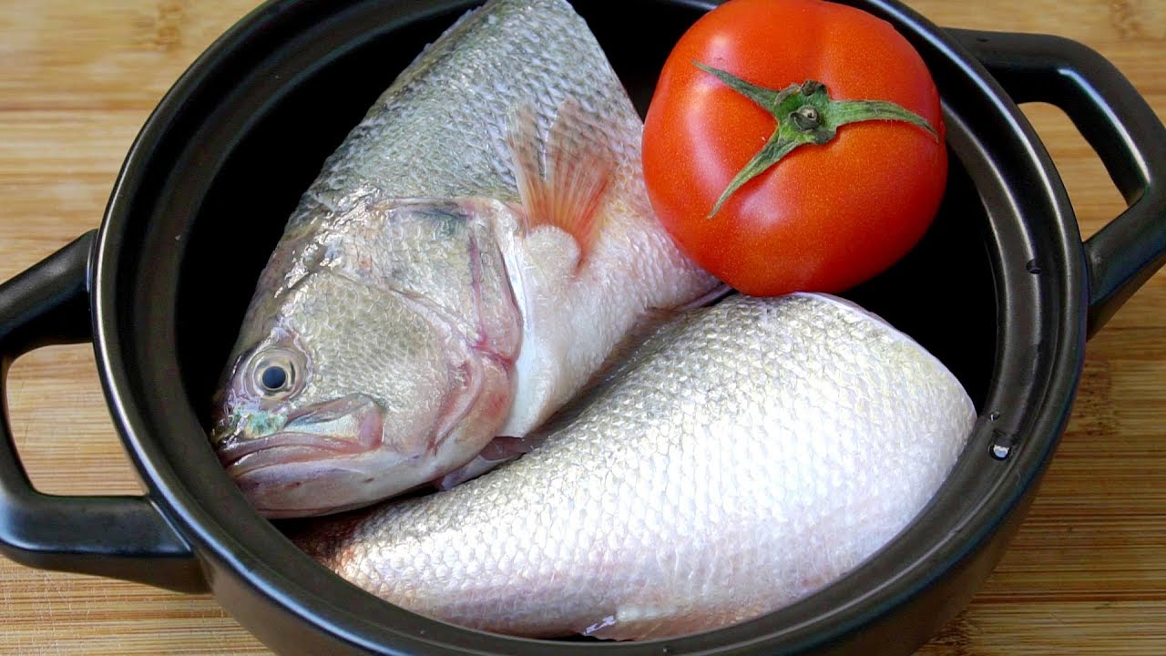 ⁣鱸魚別直接蒸著吃，加壹個番茄，出鍋肉香味美，上桌連湯汁都不剩【我是馬小壞】