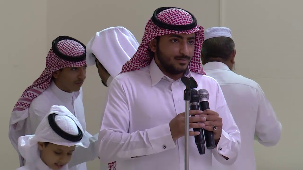 تكريم جماعة جامع سهل بن سعد للأخ أحمد الشهري لحصوله على درجة البكالوريوس جزء 1