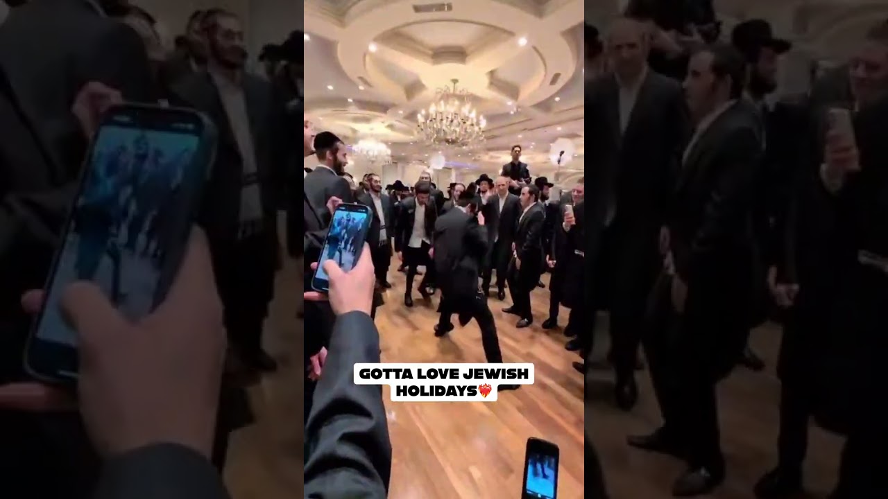 Gotta love Jewish holidays❤️‍🔥🤠