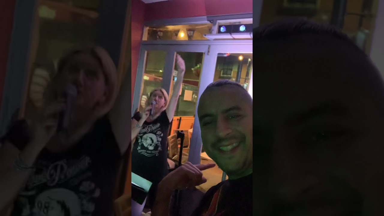 Fun at The Brickhouse, Slough for a Sunday night