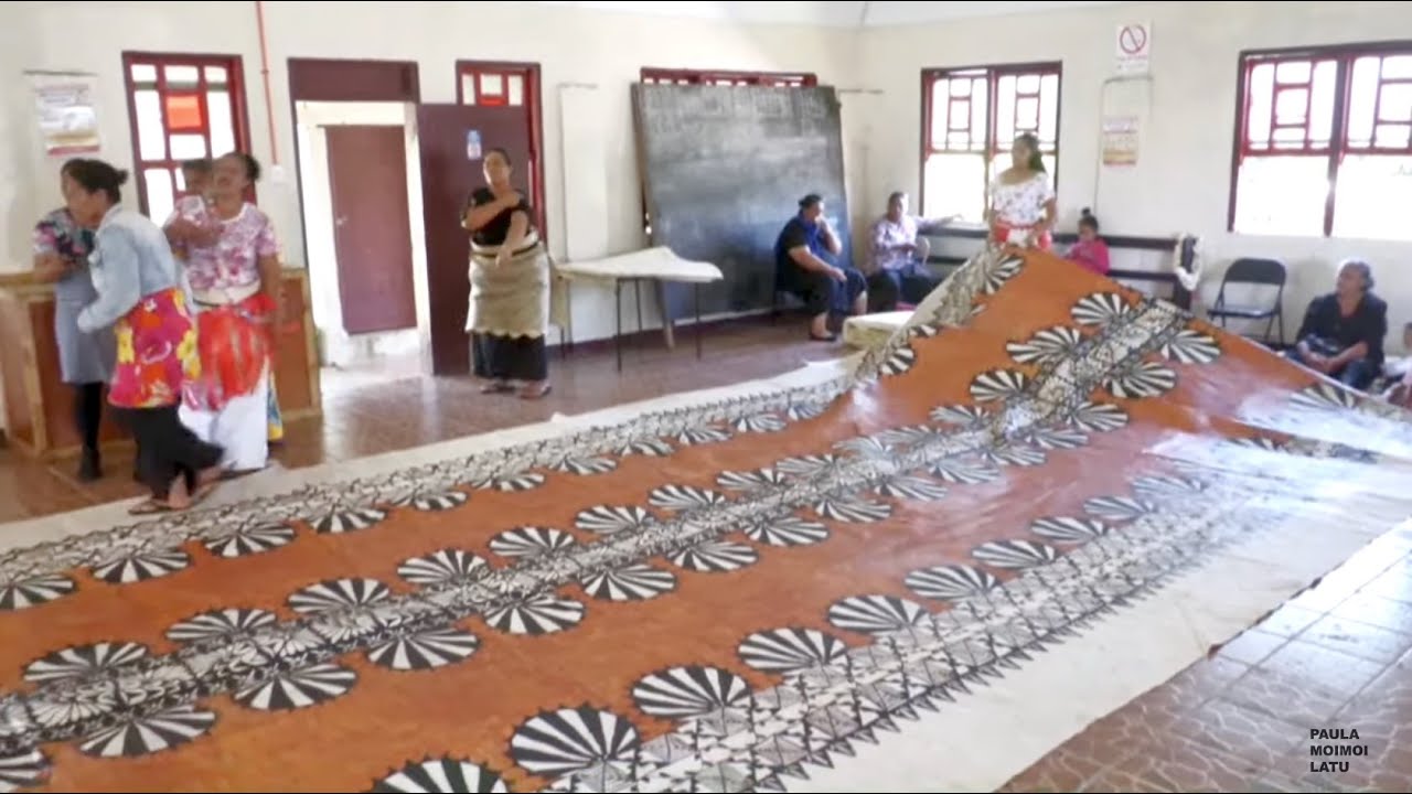 Katoanga Koloa Fakatonga ae Melino moe 'Ofa Tongan Tapa Cloth