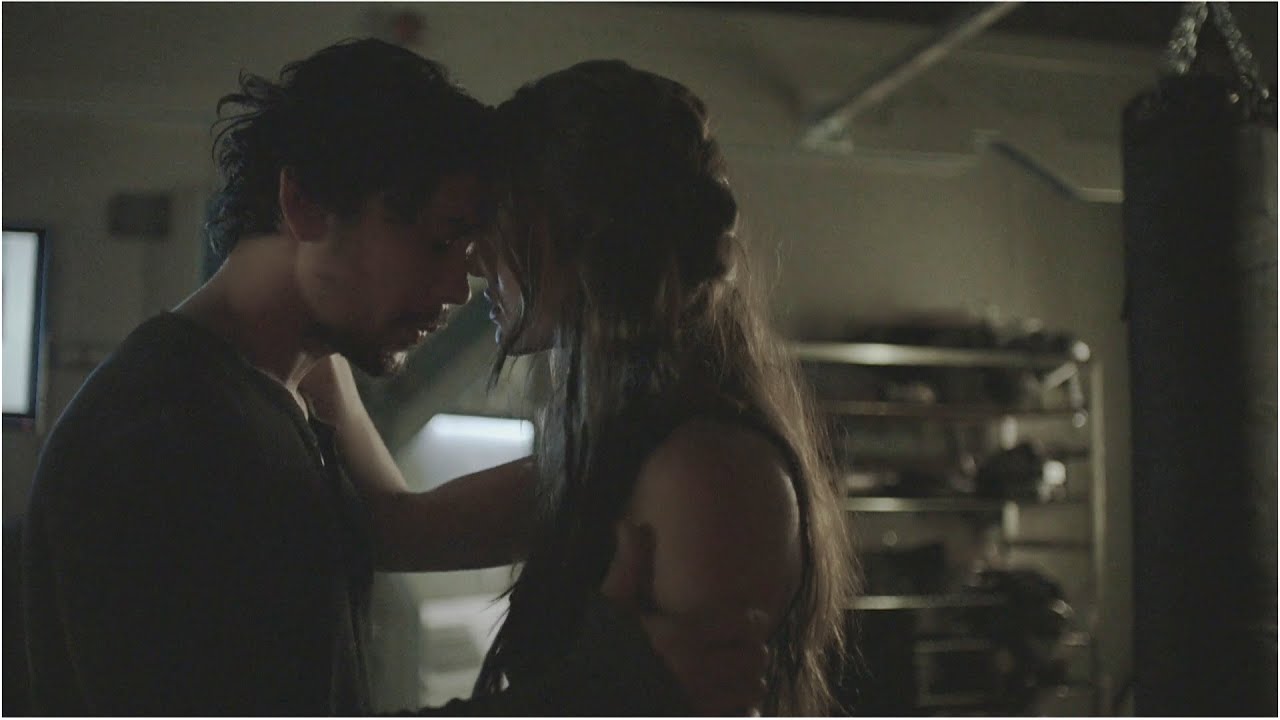 The 100 5x01: Bellamy and Echo kiss [1080p+Logoless] (Limited Background Music) + mega link