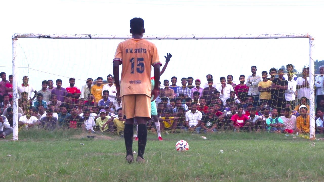 Sumit Bro EXCITING PENALTY KICK ! SUMIT BRO VS LAL BADSHAH ! JHARKHAND FOOTBALL ...