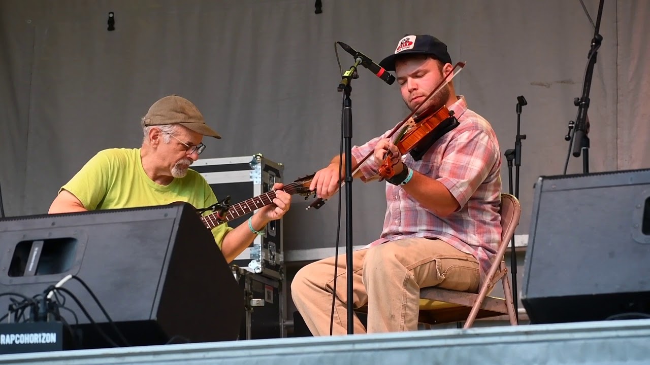 Clifftop 2018 Turkey In The Straw Henry Barnes Youtube