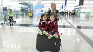 Aliza & Naomi 2016031301