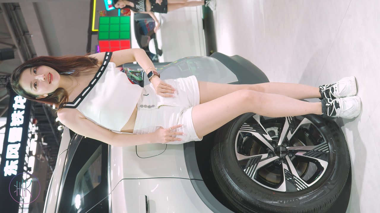 4K 2022重慶車展 레이싱모델 Racing Model BEIJING車模01 - YouTube