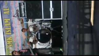 Drive-Karena Kita feat Qmen