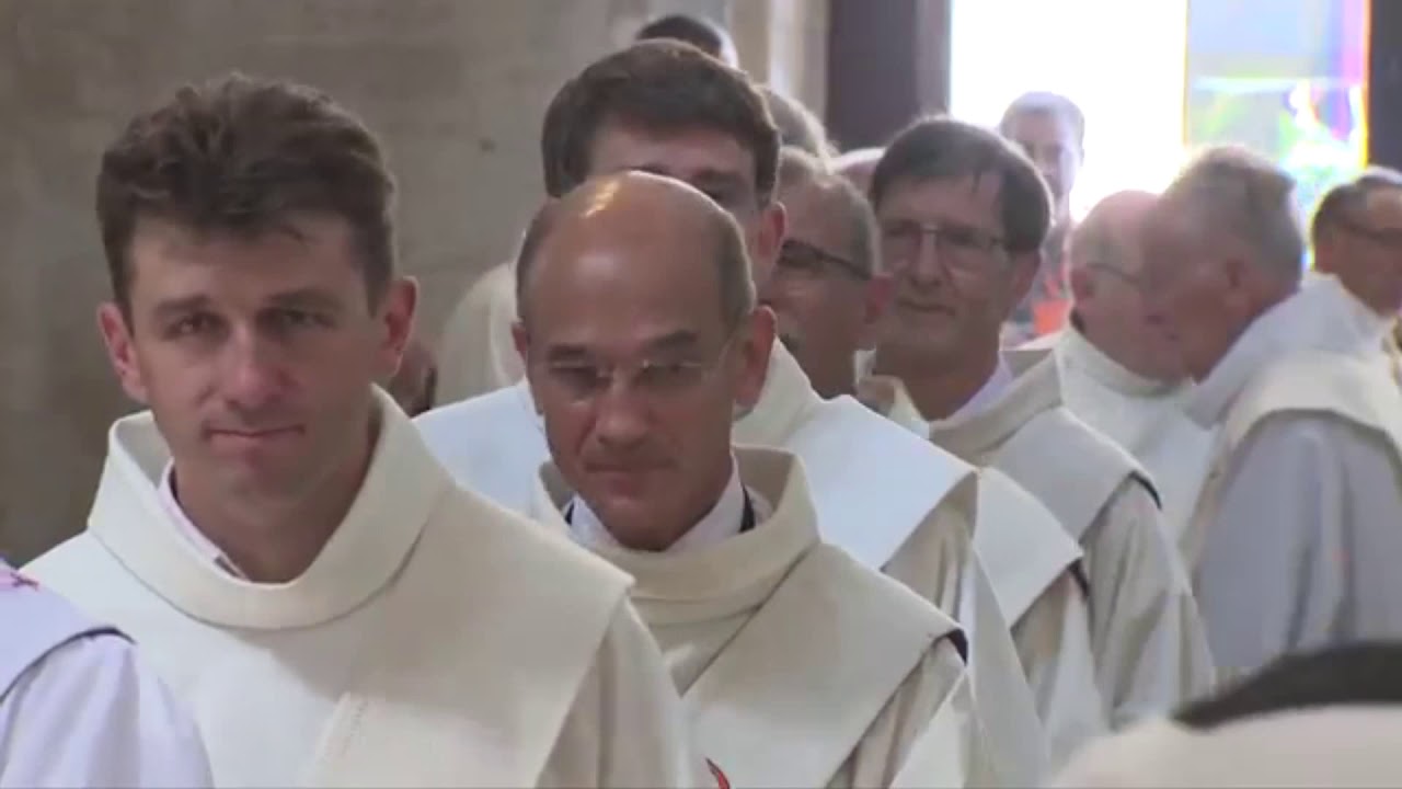 Yubile ya Paruwasi mwezi by BICAMUMPAKA Thomas(Rwanda Catholic gospel song)