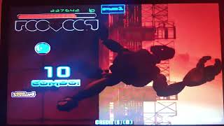 Jugando la EZ2Dancer 3rd move gracias a los Tíos Dance :)