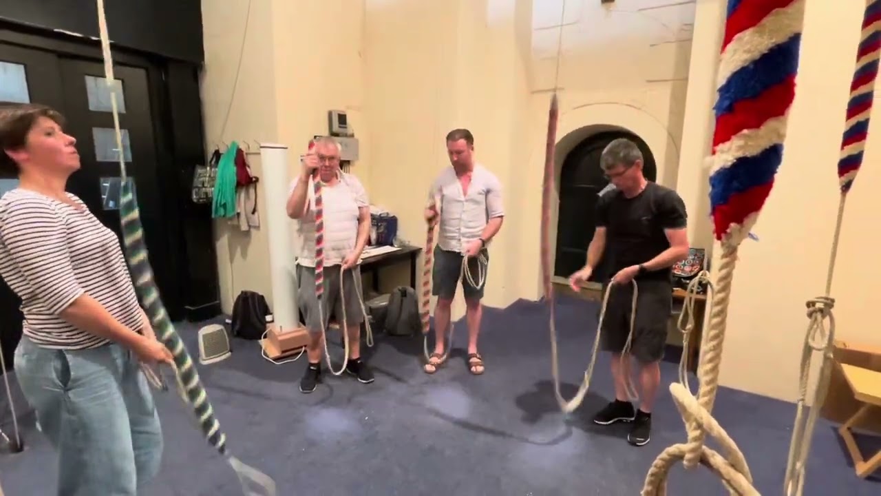 🇬🇧Ringing down the bells at Limehouse, Greater London