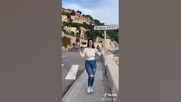 انا بتحدى كل الاعمار New Vidéo Wizzk 