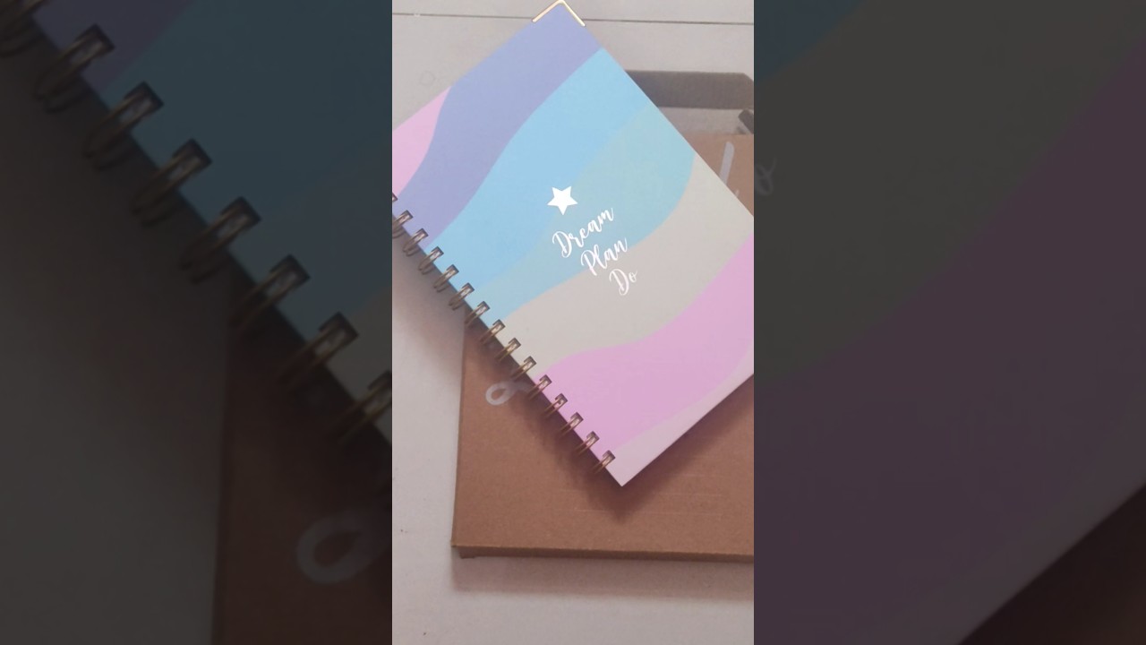 Unboxing my new planner 