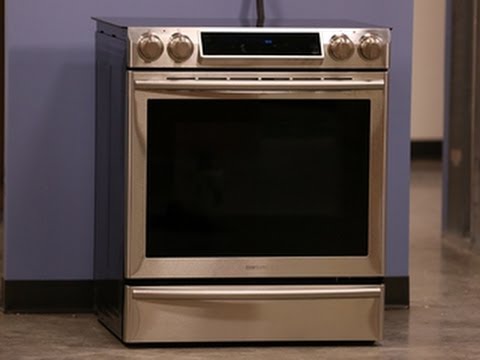 First Look - Samsung NE58F9710WS Electric Range