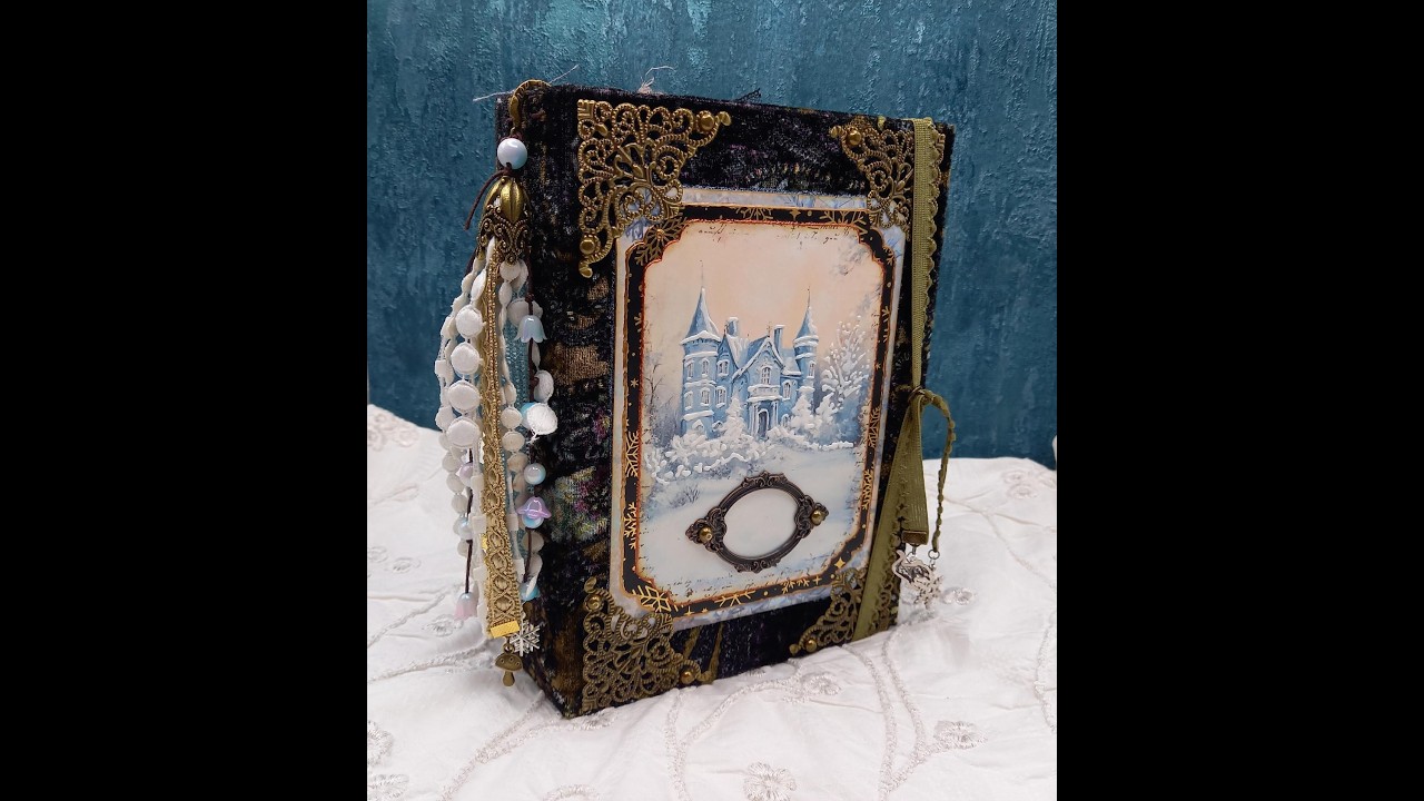 Märchenhaftes Winter Junk Journal, gestaltet mit dem Papierset Wintermärchen von Funkelkram